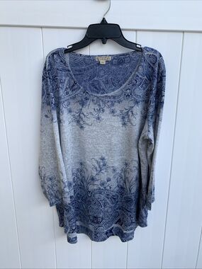 Energe World Wear Women's Top XXL Gray Floral Knit